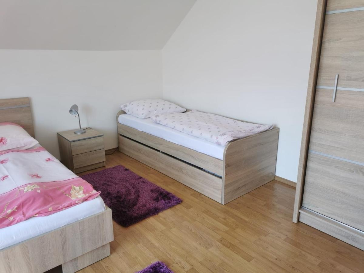 Comenius Apartments - Apartmany Na Rohu Svidnik Luaran gambar