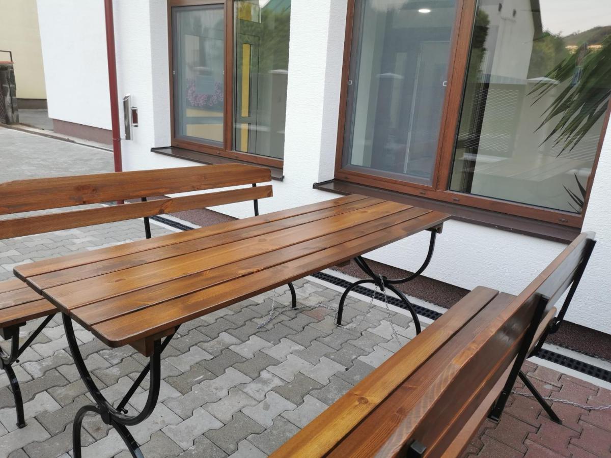 Comenius Apartments - Apartmany Na Rohu Svidnik Luaran gambar