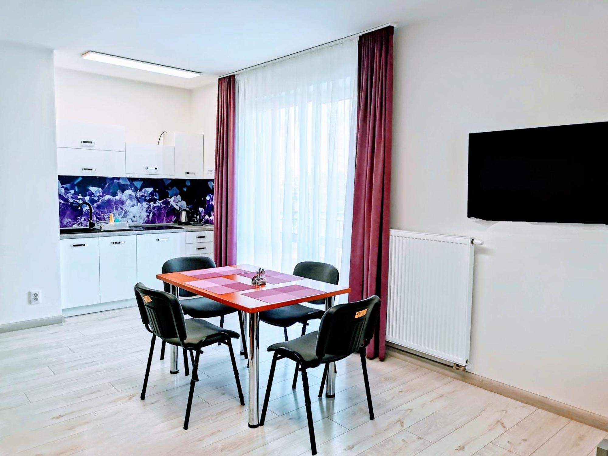 Comenius Apartments - Apartmany Na Rohu Svidnik Luaran gambar